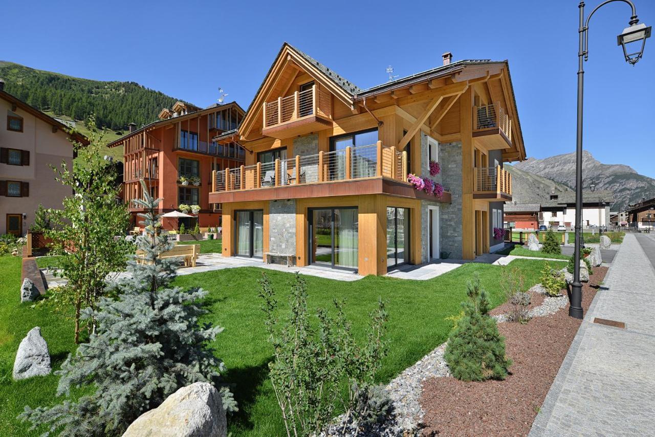 Roberta Loft - Rooms And Apartments Livigno Bagian luar foto