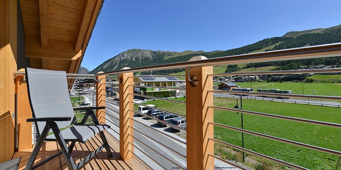 Roberta Loft - Rooms And Apartments Livigno Bagian luar foto