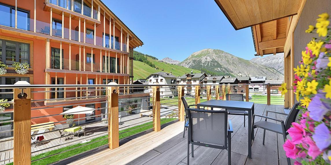 Roberta Loft - Rooms And Apartments Livigno Bagian luar foto