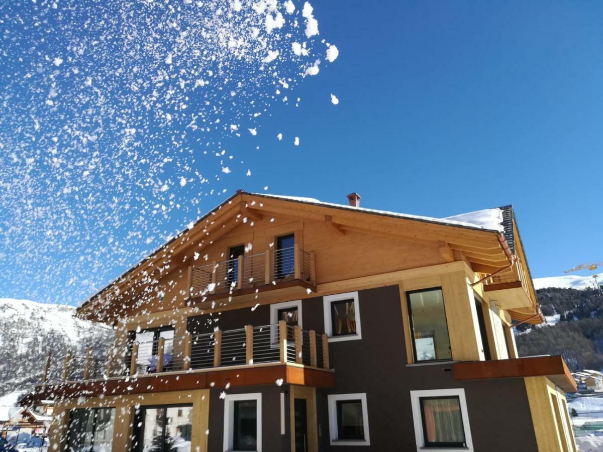 Roberta Loft - Rooms And Apartments Livigno Bagian luar foto